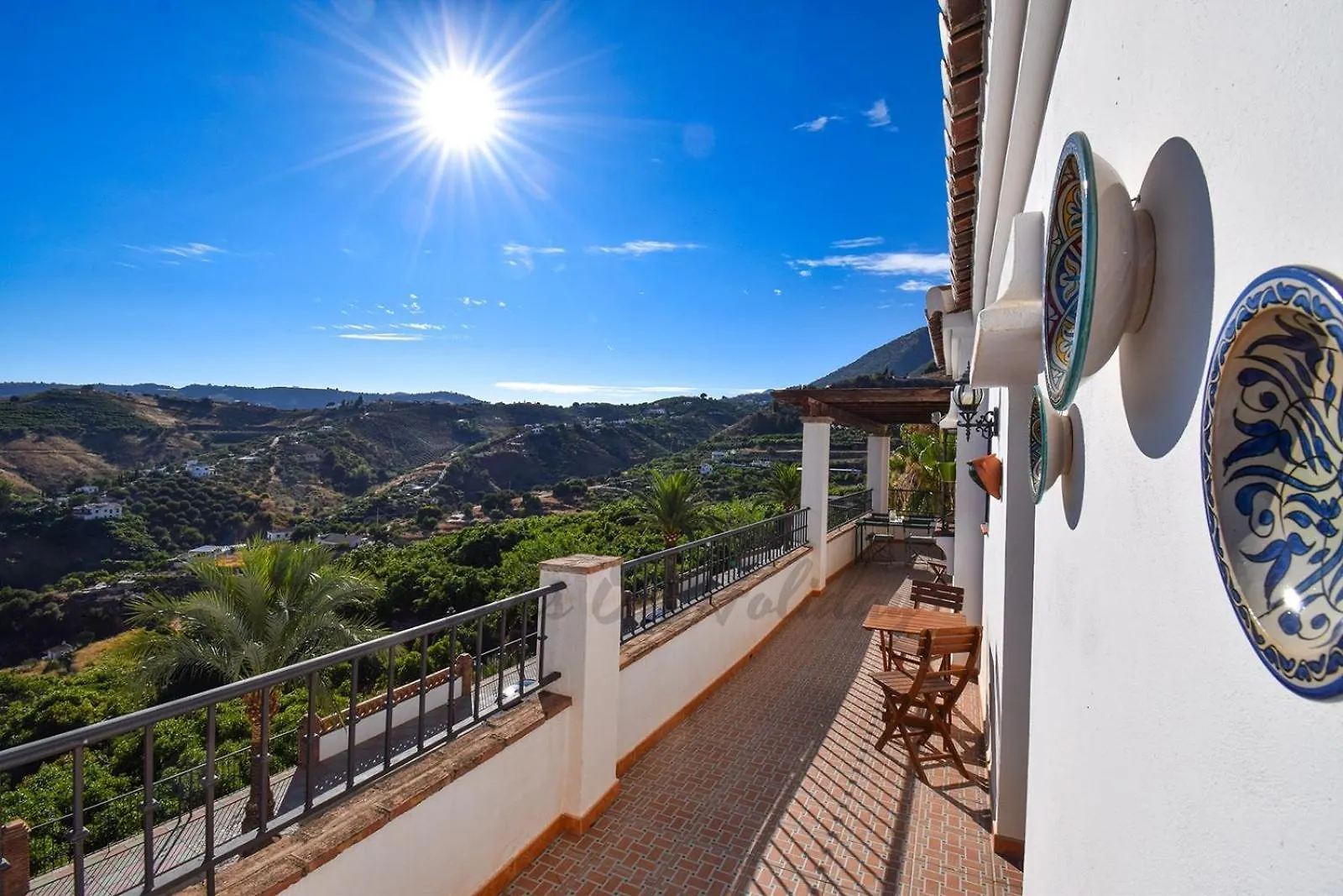 La Fuente Apt 4, Frigiliana Amazing 3 Bedroom 2 Bthroom Family Apartment With Views, Padel Court And 2 Pools Hansonholiday Rentals 0*,