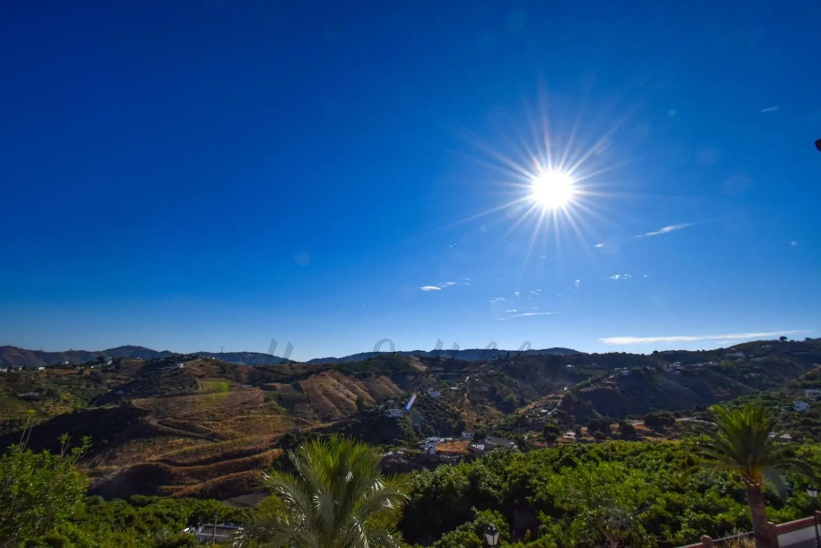 La Fuente Apt 4, Frigiliana Amazing 3 Bedroom 2 Bthroom Family Apartment With Views, Padel Court And 2 Pools Hansonholiday Rentals